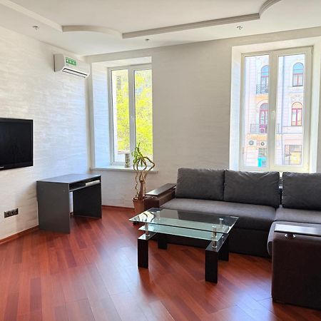 Ferienwohnung Светлая Квартира Odessa Exterior foto